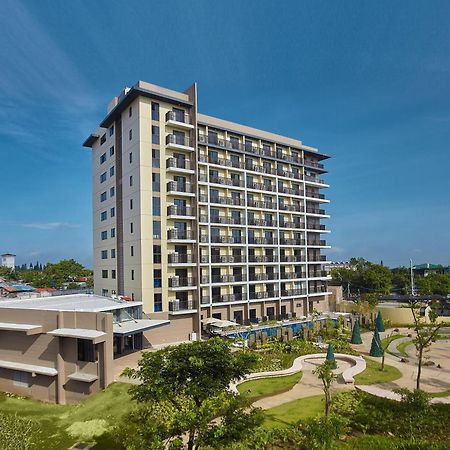 เควสต์ โฮเต็ล ตาไกย์ไตย์ Hotel Tagaytay City ภายนอก รูปภาพ