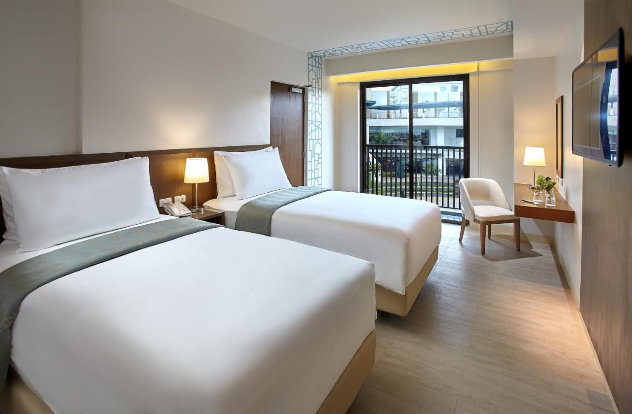 เควสต์ โฮเต็ล ตาไกย์ไตย์ Hotel Tagaytay City ภายนอก รูปภาพ