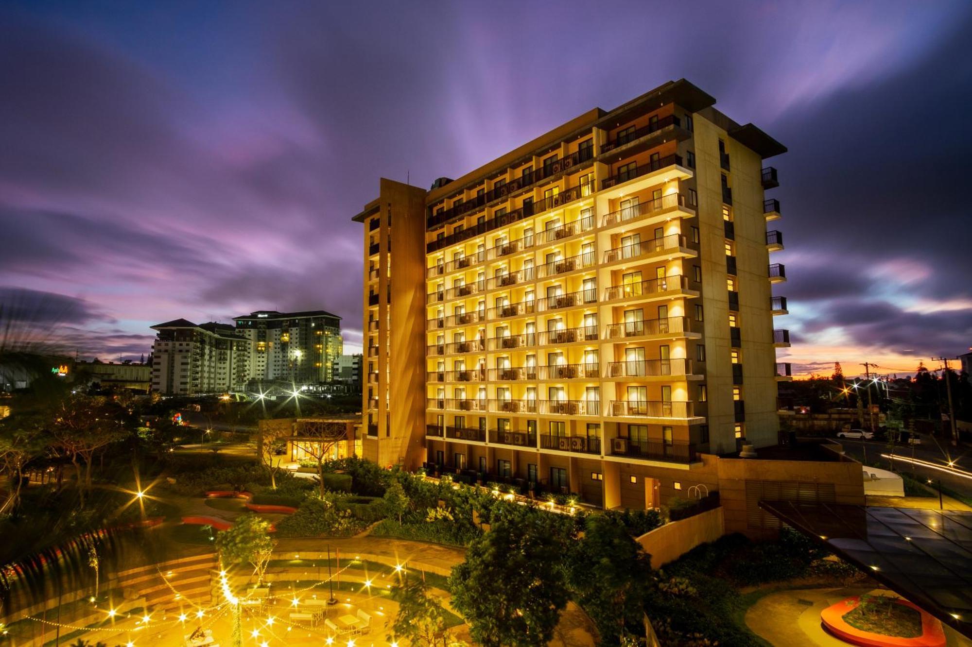 เควสต์ โฮเต็ล ตาไกย์ไตย์ Hotel Tagaytay City ภายนอก รูปภาพ